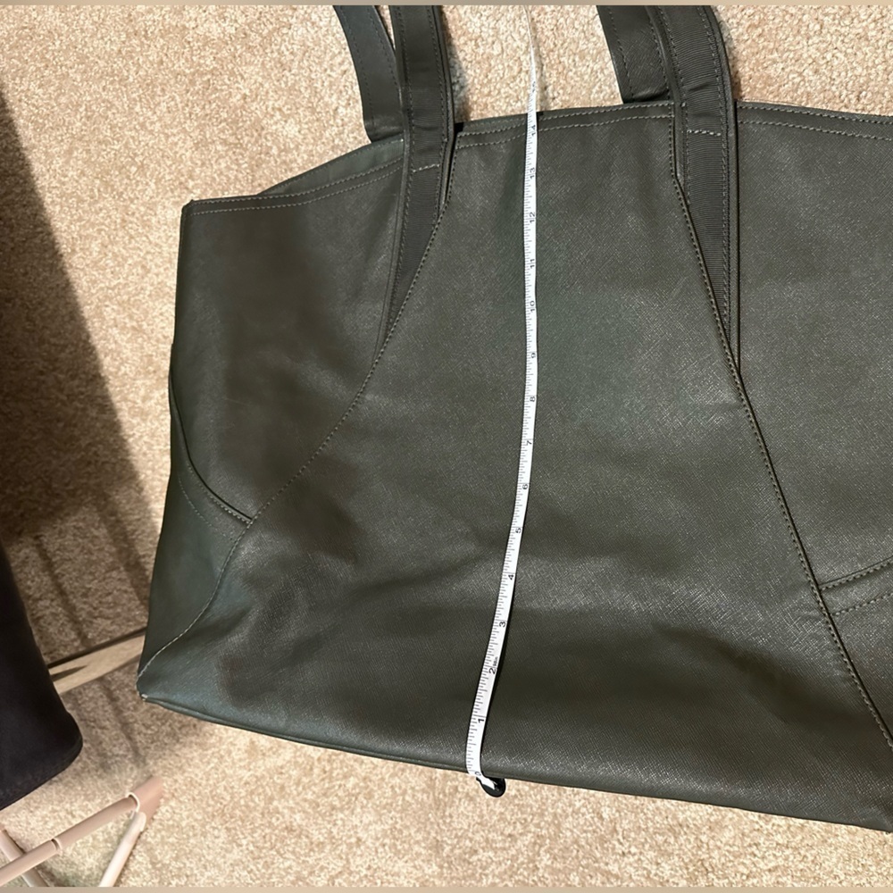 Lululemon All Day Tote and Small Pouch Dark Olive - Picture 13 of 16